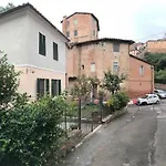 To Dream In Siena